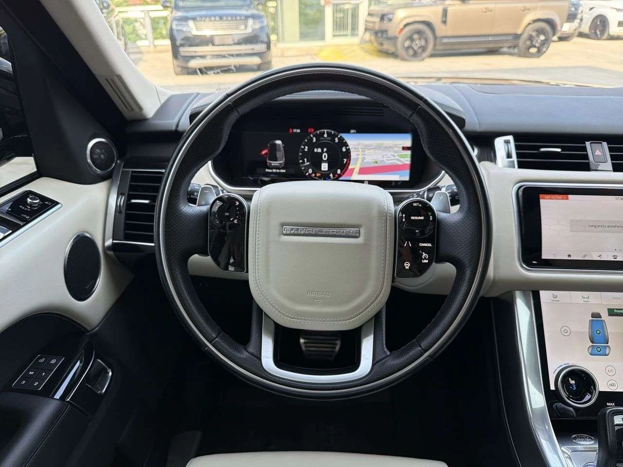 Land Rover Range Rover Sport V8 / Кожа / Панорама / ЦЕНА до БГ, снимка 10 - Автомобили и джипове - 55491791