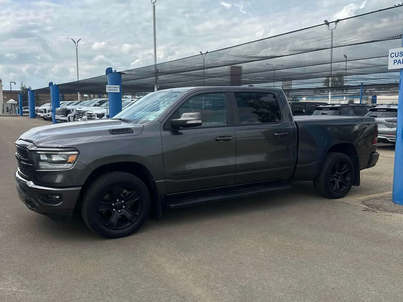 Dodge RAM 1500 Sport | CARFAX | БЕЗ ИНЦИДЕНТИ | ДВА КЛЮЧА, снимка 3 - Автомобили и джипове - 55640341