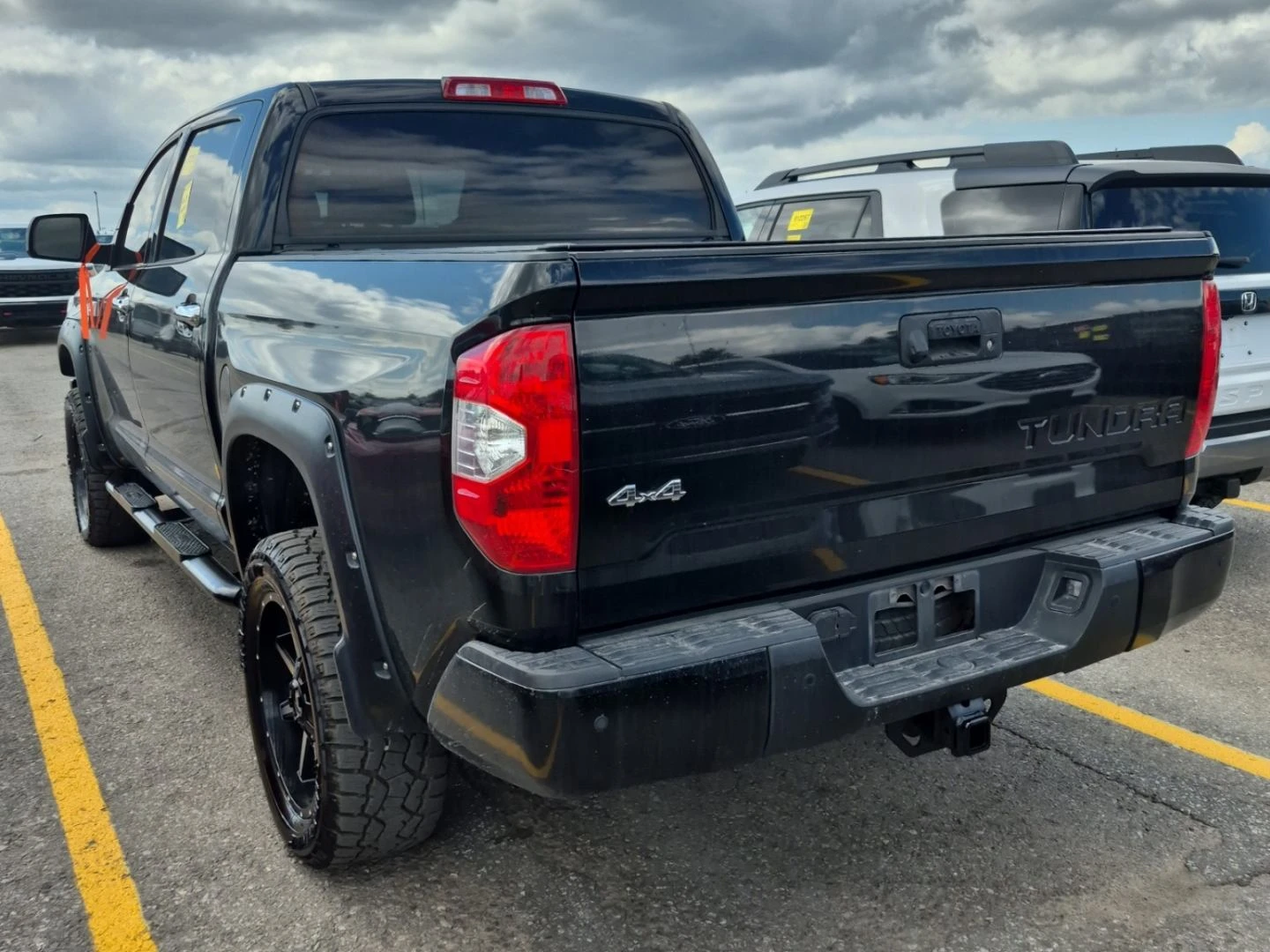 Toyota Tundra Platinum* JBL* Обдух* Пано, снимка 3 - Автомобили и джипове - 55900118