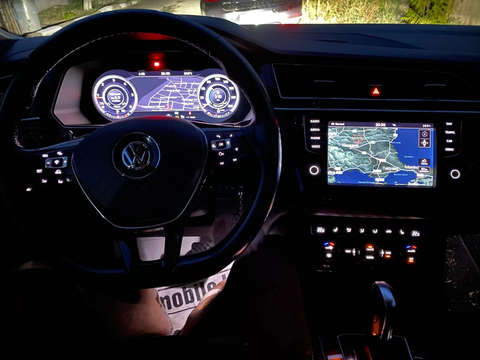 VW Tiguan DIGITAL 190к.с., снимка 15 - Автомобили и джипове - 55965389