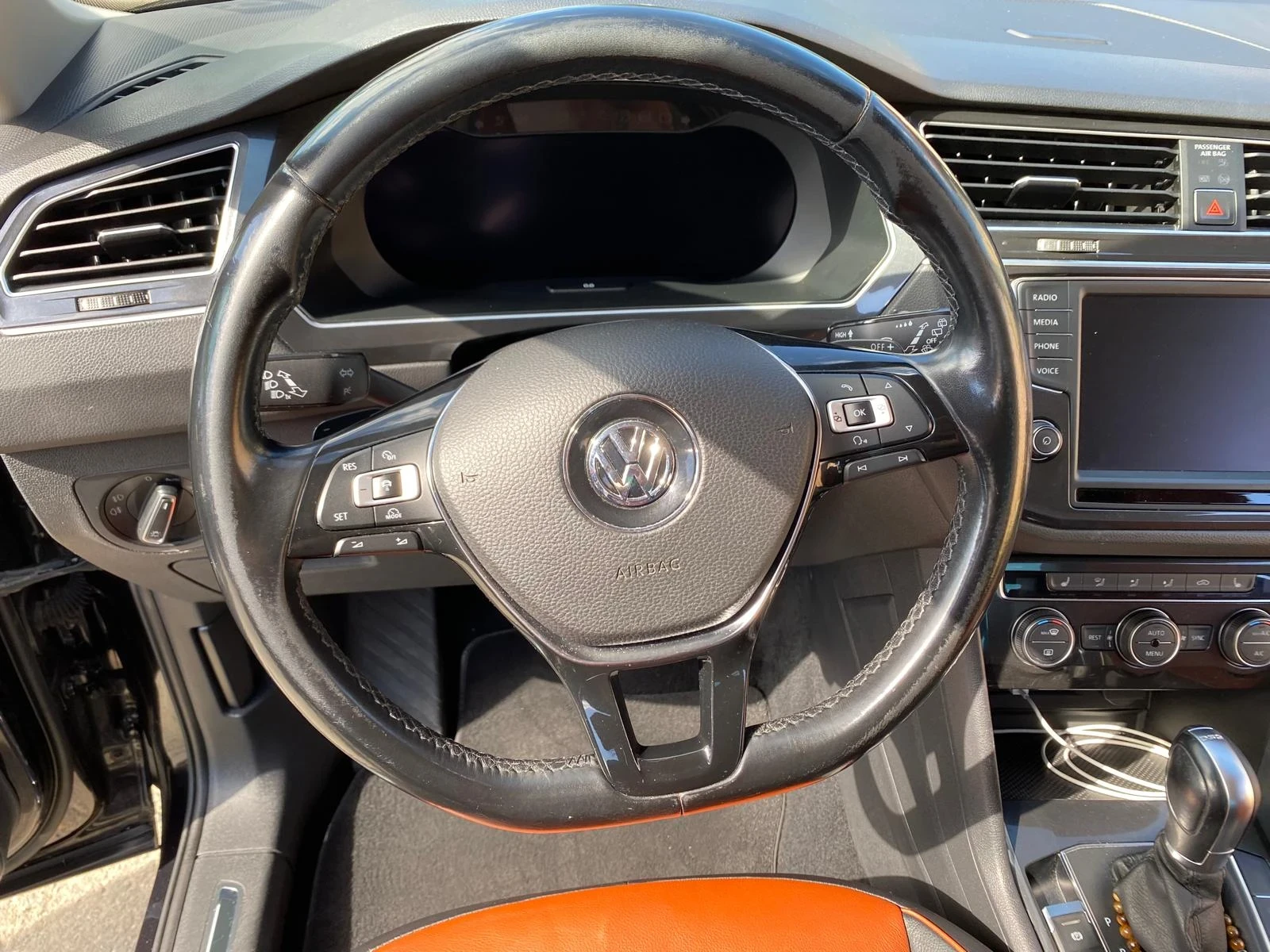 VW Tiguan DIGITAL 190к.с., снимка 13 - Автомобили и джипове - 55965389