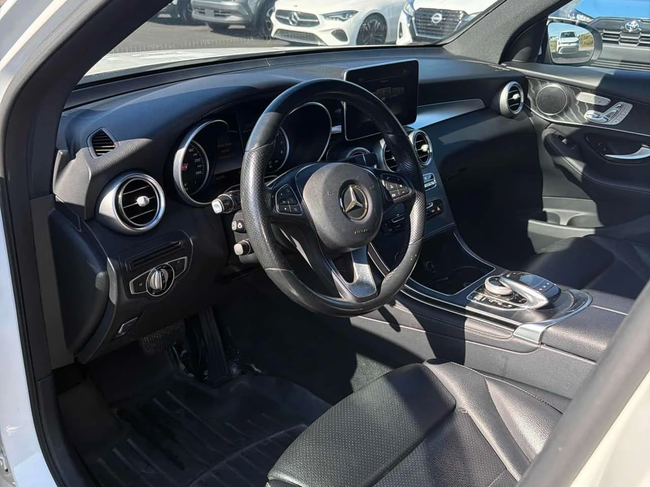 Mercedes-Benz GLC * 300 * CARFAX * ������� *  | Mobile.bg � ����������� 6