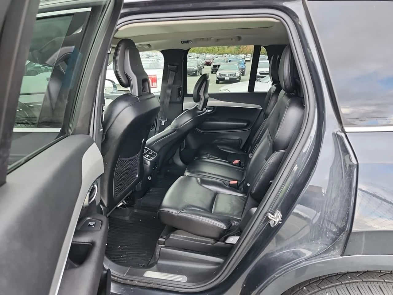 Volvo Xc90 * T6 Awd 7 seater Momentum * CARFAX * ����������� | Mobile.bg � ����������� 11