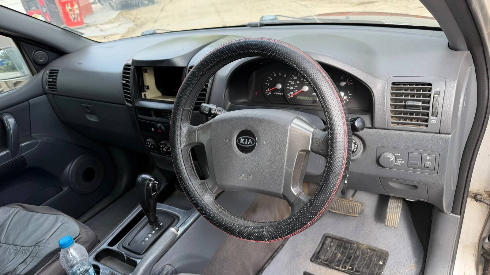 Kia Sorento 2.5CRDI, снимка 6 - Автомобили и джипове - 56570541