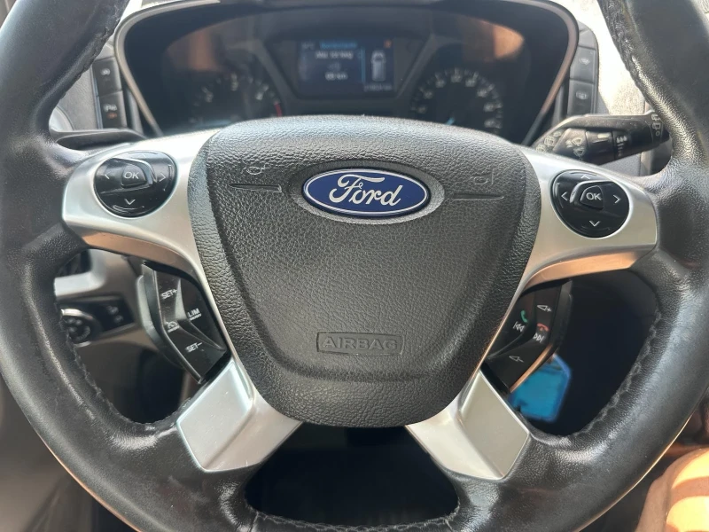 Ford Transit Custom, снимка 14 - Бусове и автобуси - 51417573