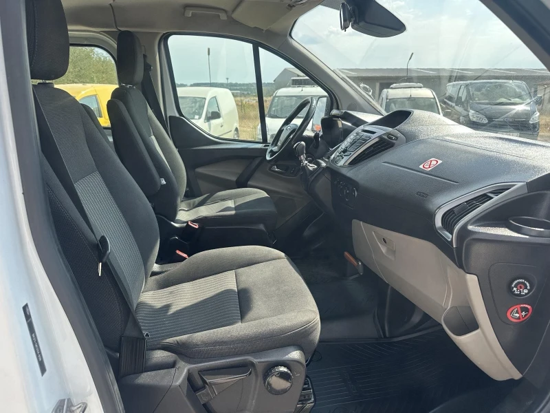 Ford Transit Custom, снимка 11 - Бусове и автобуси - 51417573