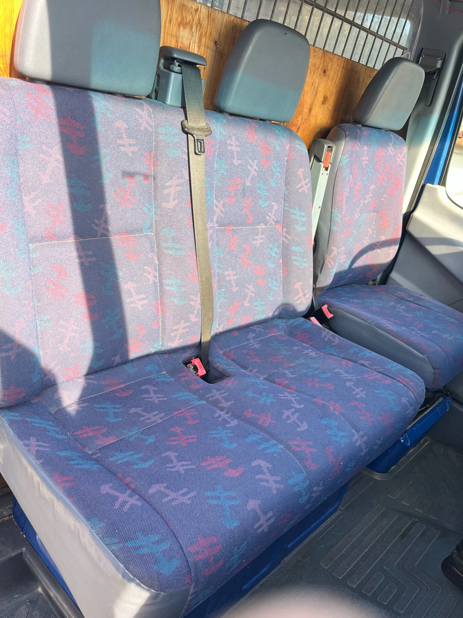 Mercedes-Benz 212 D | Mobile.bg   9