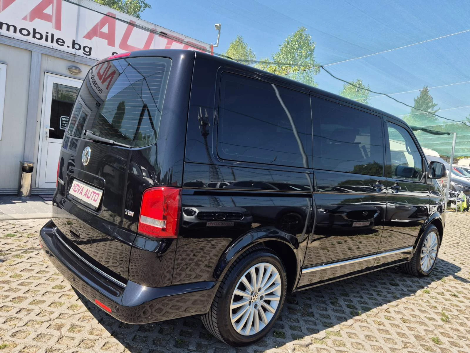 VW Multivan 2.0D-DSG - изображение 4