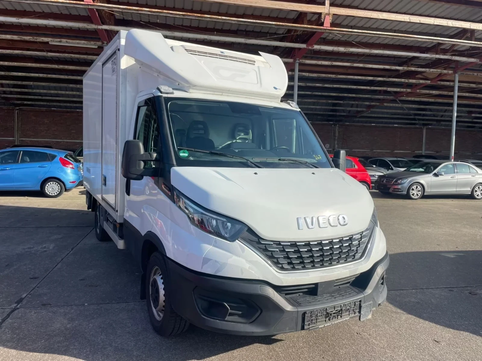 Iveco Daily Хладилен 3.0 179к.с. , снимка 2 - Бусове и автобуси - 54060058