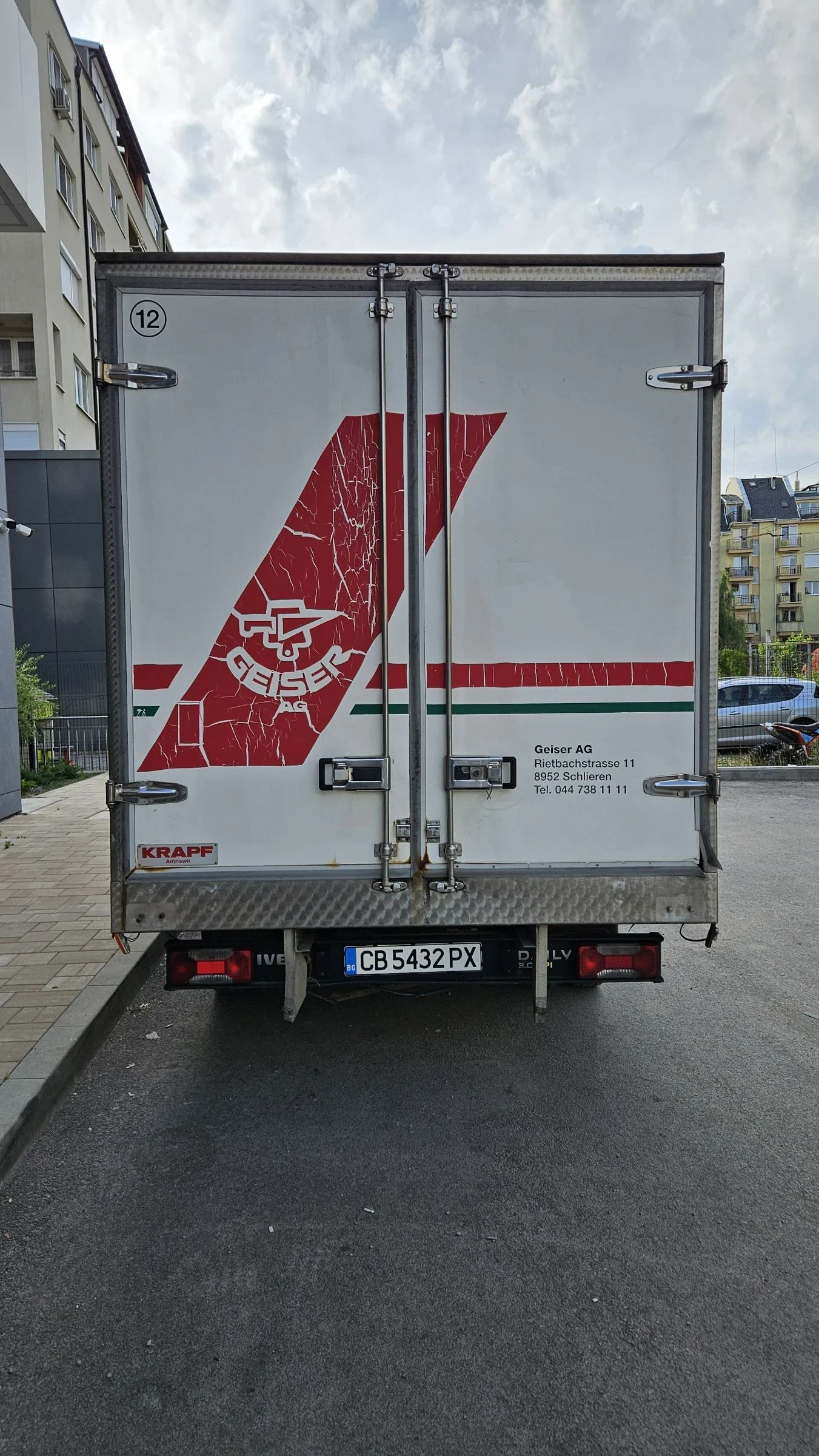 Iveco 35c15 Хладилен Б категория , снимка 5 - Бусове и автобуси - 55130547