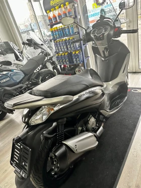 Piaggio Beverly 350i ABS/ASR/LED 2016г., снимка 8