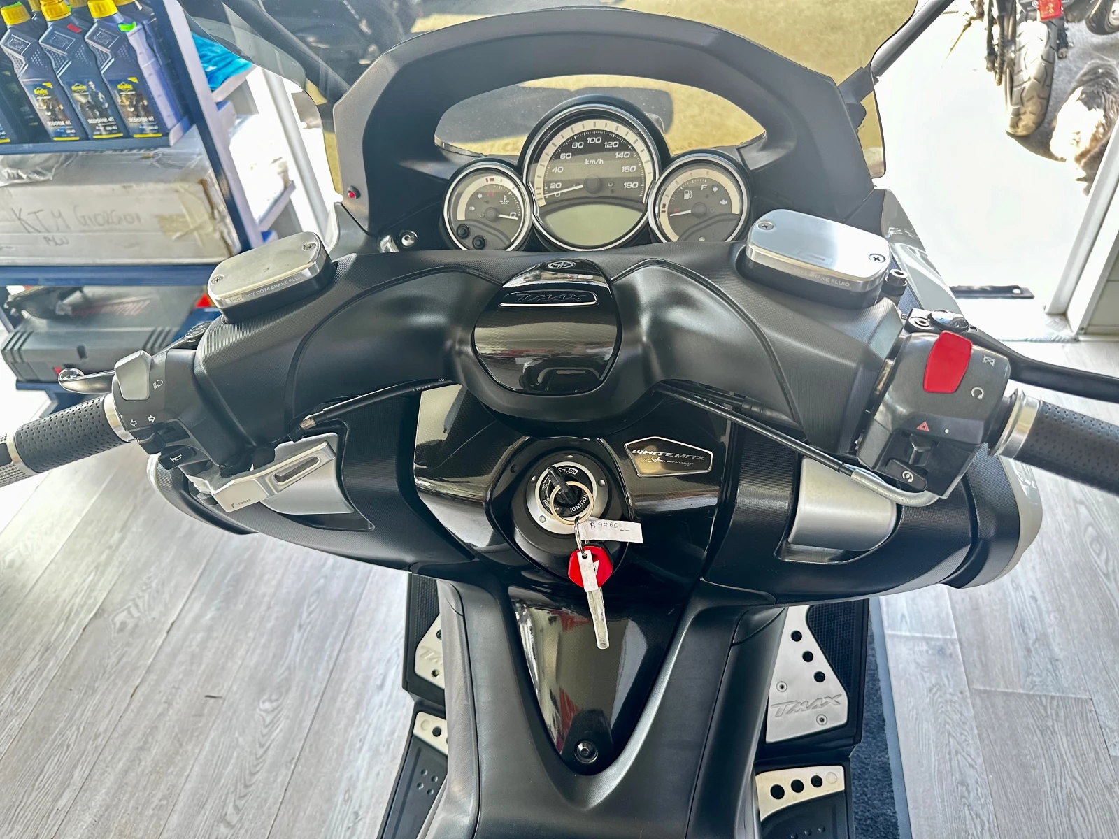 Yamaha T-max White Max 500i Anniversary - изображение 2