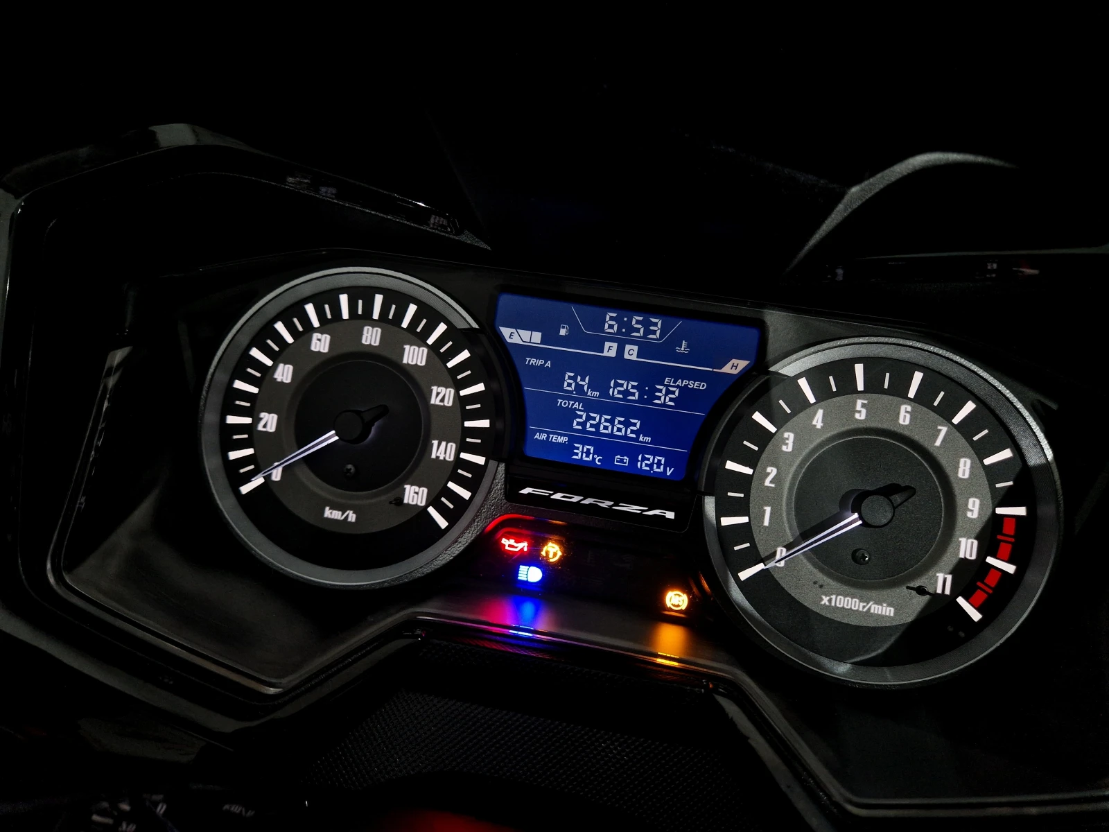 Honda Forza 300ie, 2020г.ABS-TCS, Keyless, !!22662км!!, снимка 14 - Мотоциклети и мототехника - 55505221