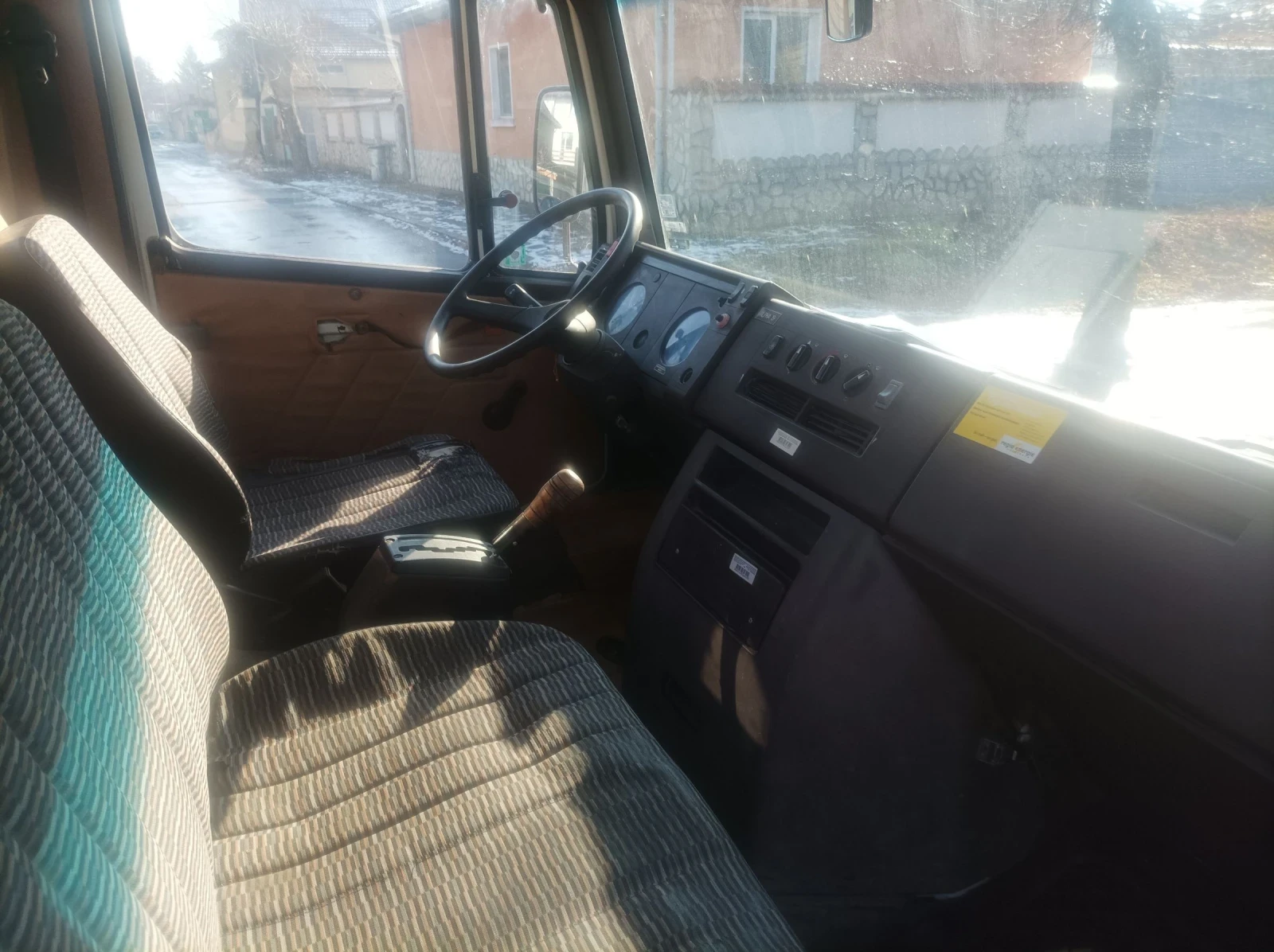 Автовишка Mercedes-Benz 510 - изображение 3