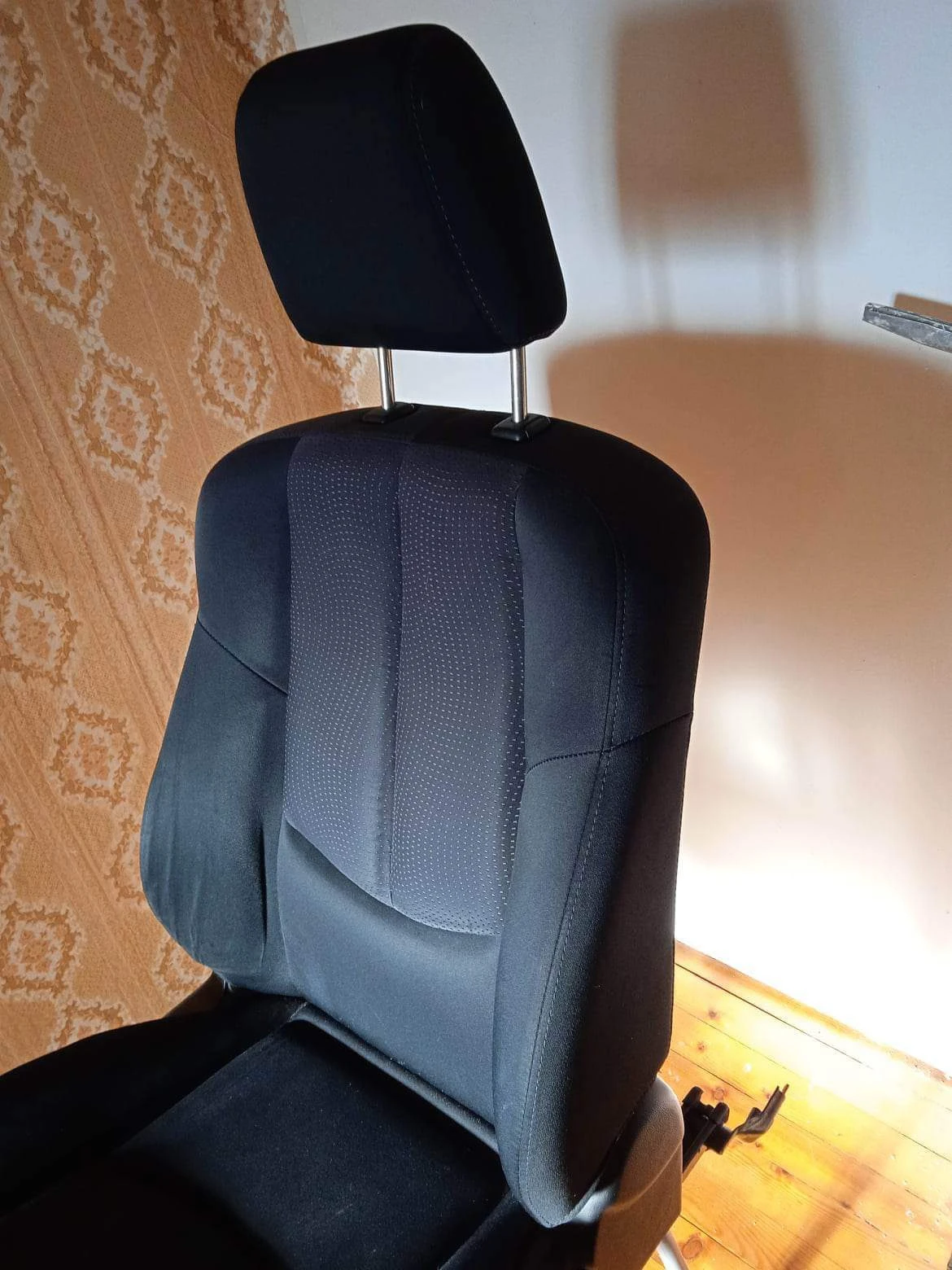     6. 2010. | Mobile.bg   3