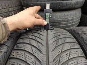 Гуми Зимни 235/45R18, снимка 7