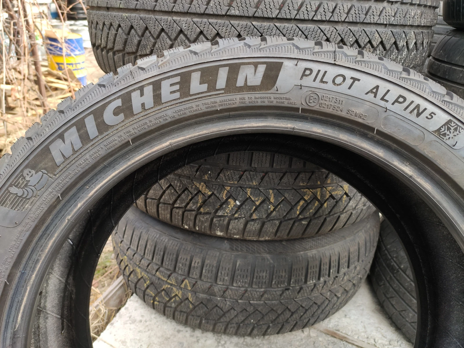  235/45R18 | Mobile.bg   8