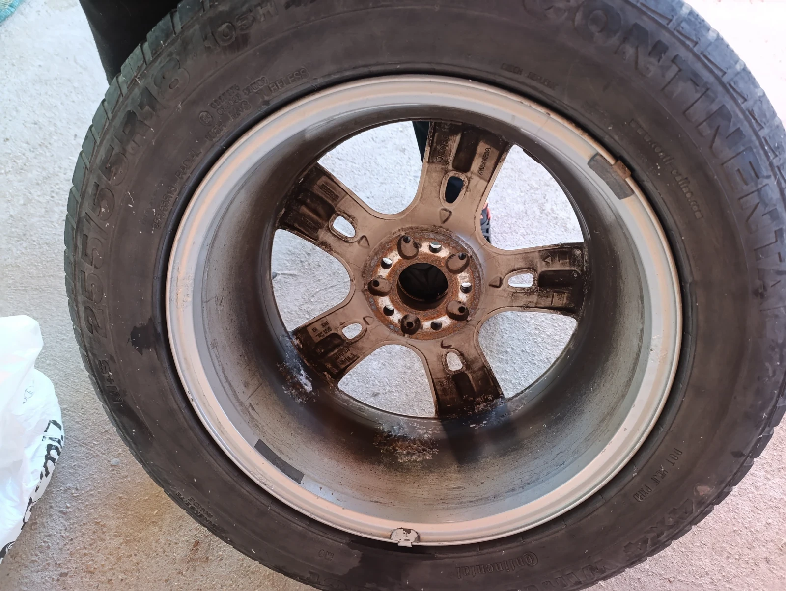Гуми с джанти Continental 255/55R18, снимка 4 - Гуми и джанти - 54392884