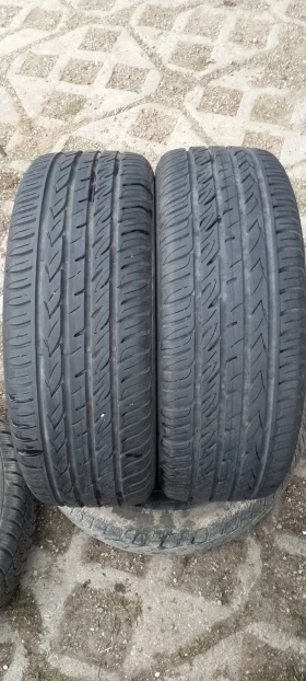 Гуми Летни 195/55R15, снимка 1 - Гуми и джанти - 49104936