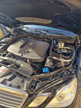 Mercedes-Benz E 220 CDI, снимка 9