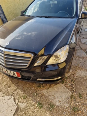 Mercedes-Benz E 220 CDI, снимка 4