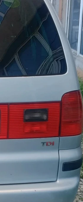 VW Sharan 1.9 тди 116к.с  автомат 2003г. Седем местен, снимка 7