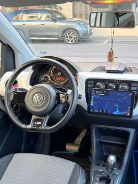 VW Up Автоматик, снимка 8