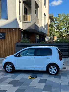 VW Up Автоматик, снимка 5