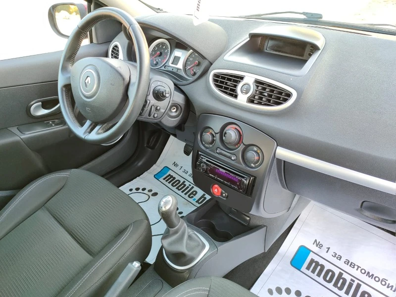 Renault Clio 1.2 I, снимка 11 - Автомобили и джипове - 38567834