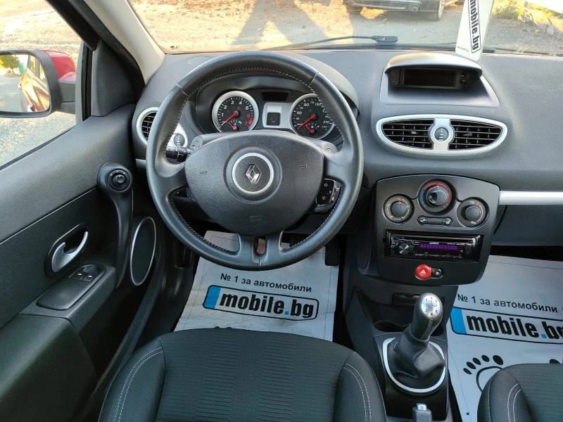 Renault Clio 1.2 I, снимка 9 - Автомобили и джипове - 38567834