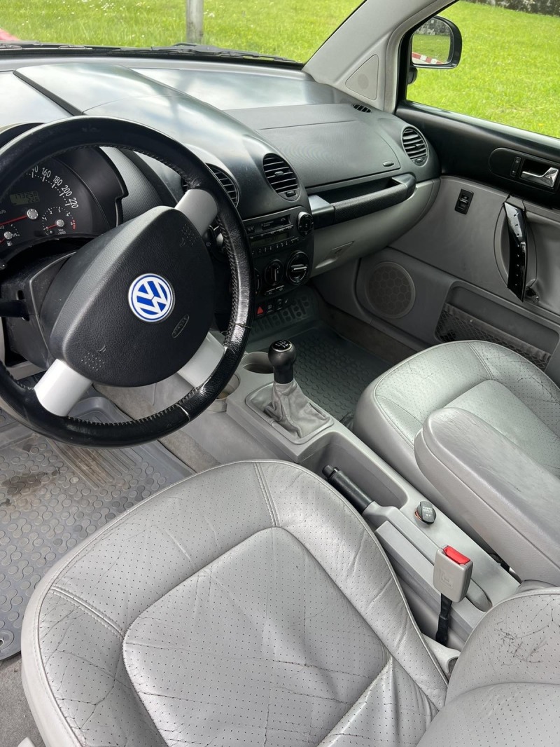 VW New beetle 1.9 TDI, снимка 11 - Автомобили и джипове - 45949503
