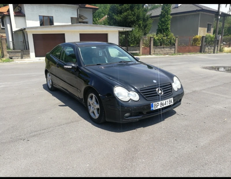 Mercedes-Benz C 220 2.2CDI, снимка 2 - Автомобили и джипове - 47133147