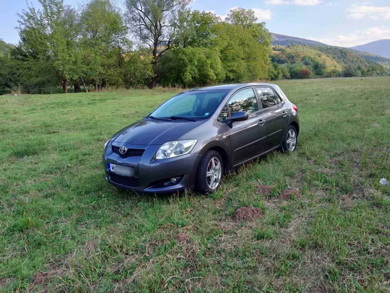 Toyota Auris 1.6 МН.ДОБРЪР, снимка 3 - Автомобили и джипове - 48595614