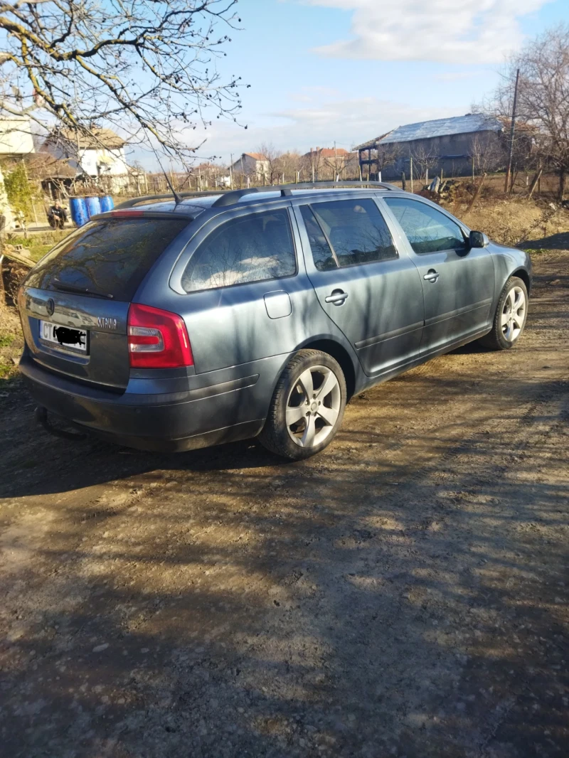 Skoda Octavia 2.0 TDI 140к.с, снимка 3 - Автомобили и джипове - 48823722