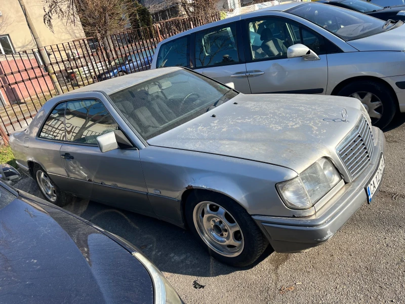 Mercedes-Benz 124 Coupe, снимка 1 - Автомобили и джипове - 49026980