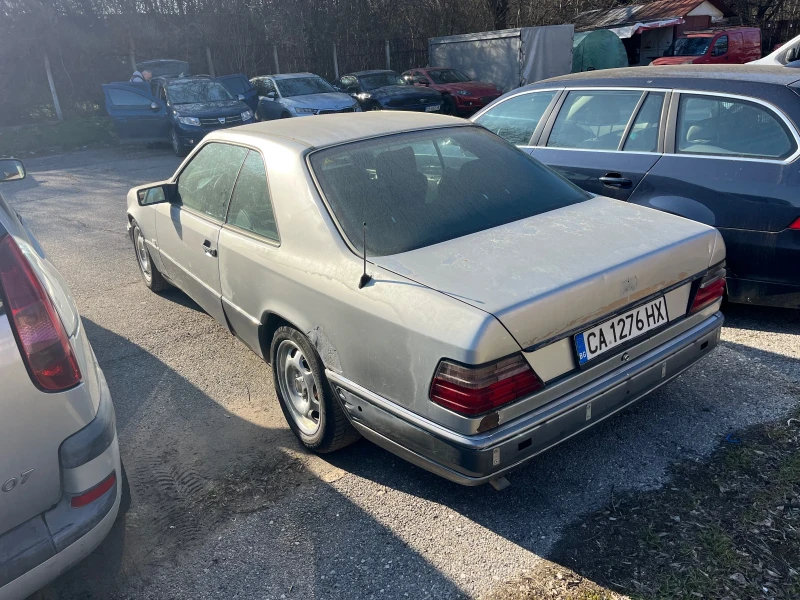 Mercedes-Benz 124 Coupe, снимка 3 - Автомобили и джипове - 49026980