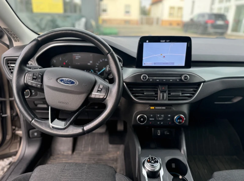 Ford Focus Active X/2.0Tdci/AUTO/1 собств./пълна серв.история, снимка 11 - Автомобили и джипове - 49271467