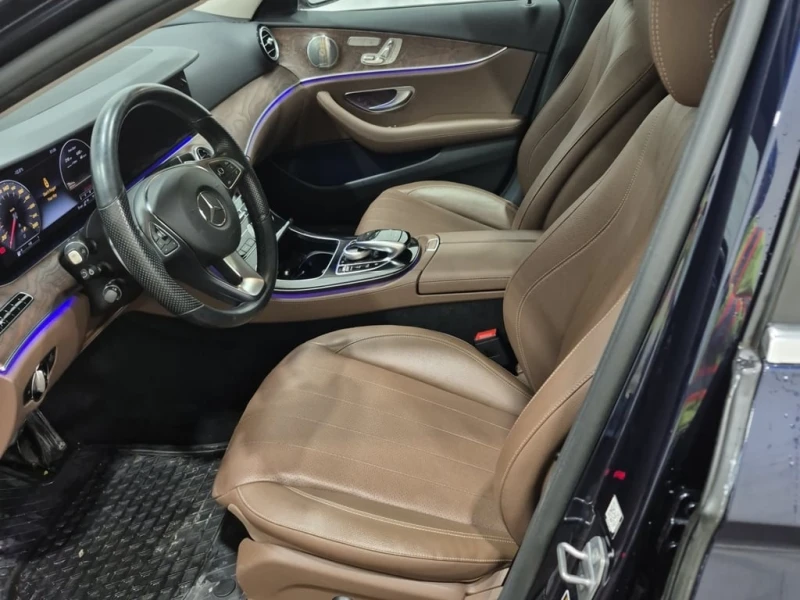 Mercedes-Benz E 300 * CARFAX * БЕЗ ПЪРВОНАЧАЛНА ВНОСКА, снимка 5 - Автомобили и джипове - 52713558