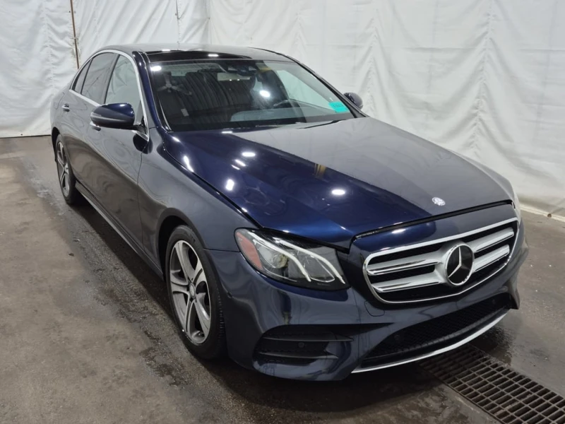 Mercedes-Benz E 300 * CARFAX * БЕЗ ПЪРВОНАЧАЛНА ВНОСКА, снимка 2 - Автомобили и джипове - 52713558