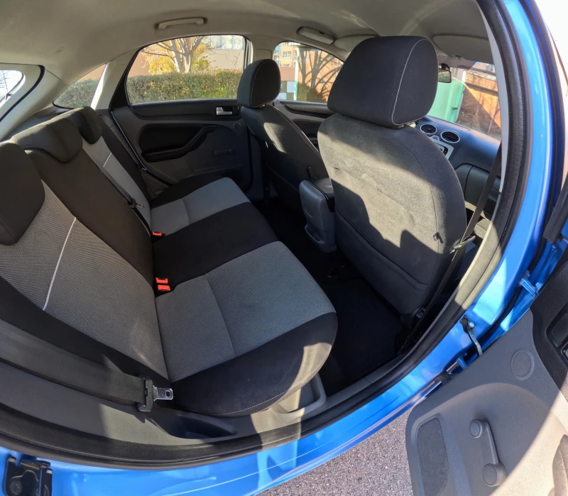 Ford Focus 1.6 TDCI, снимка 12 - Автомобили и джипове - 52742209