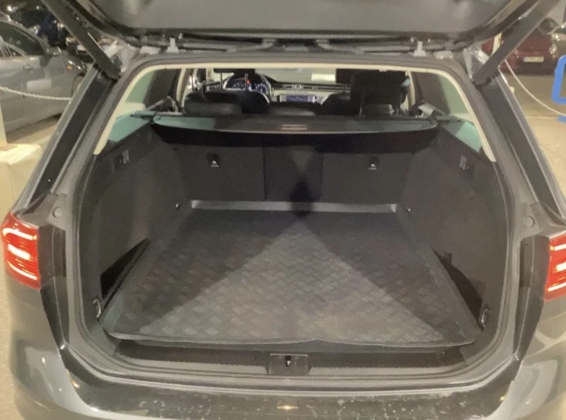 VW Passat 2.0TDI 190/DIGITAL/CAMERA/PANORAMA/ПЪЛНА ИСТОРИЯ, снимка 11 - Автомобили и джипове - 53358062