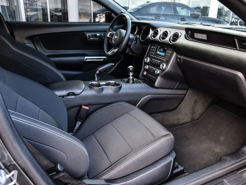 Ford Mustang V6* Coupe* RWD*  АвтоКредит* (Цена до БГ), снимка 16 - Автомобили и джипове - 53384724