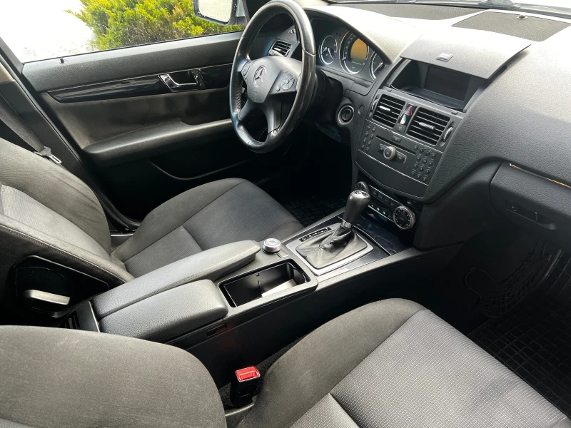Mercedes-Benz C 220  OM646, снимка 9 - Автомобили и джипове - 53404593