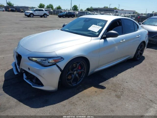 Alfa Romeo Giulia Ti 280кс * Възможност за Лизинг*  - изображение 2