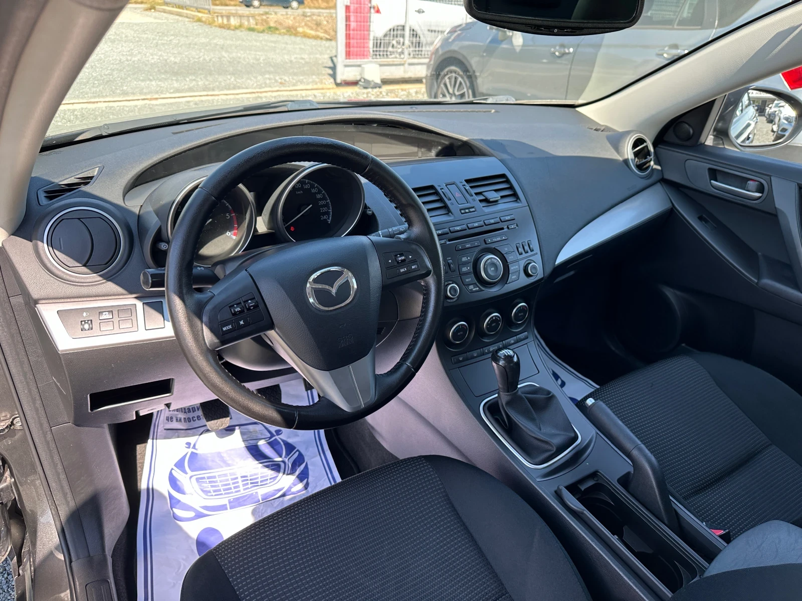 Mazda 3 (KATO НОВА) | Mobile.bg — изображение 12