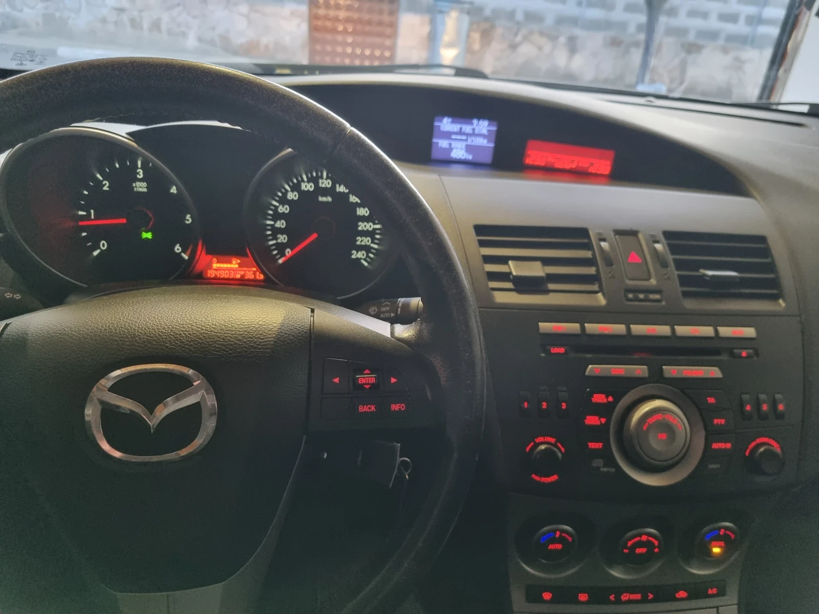 Mazda 3  - изображение 5