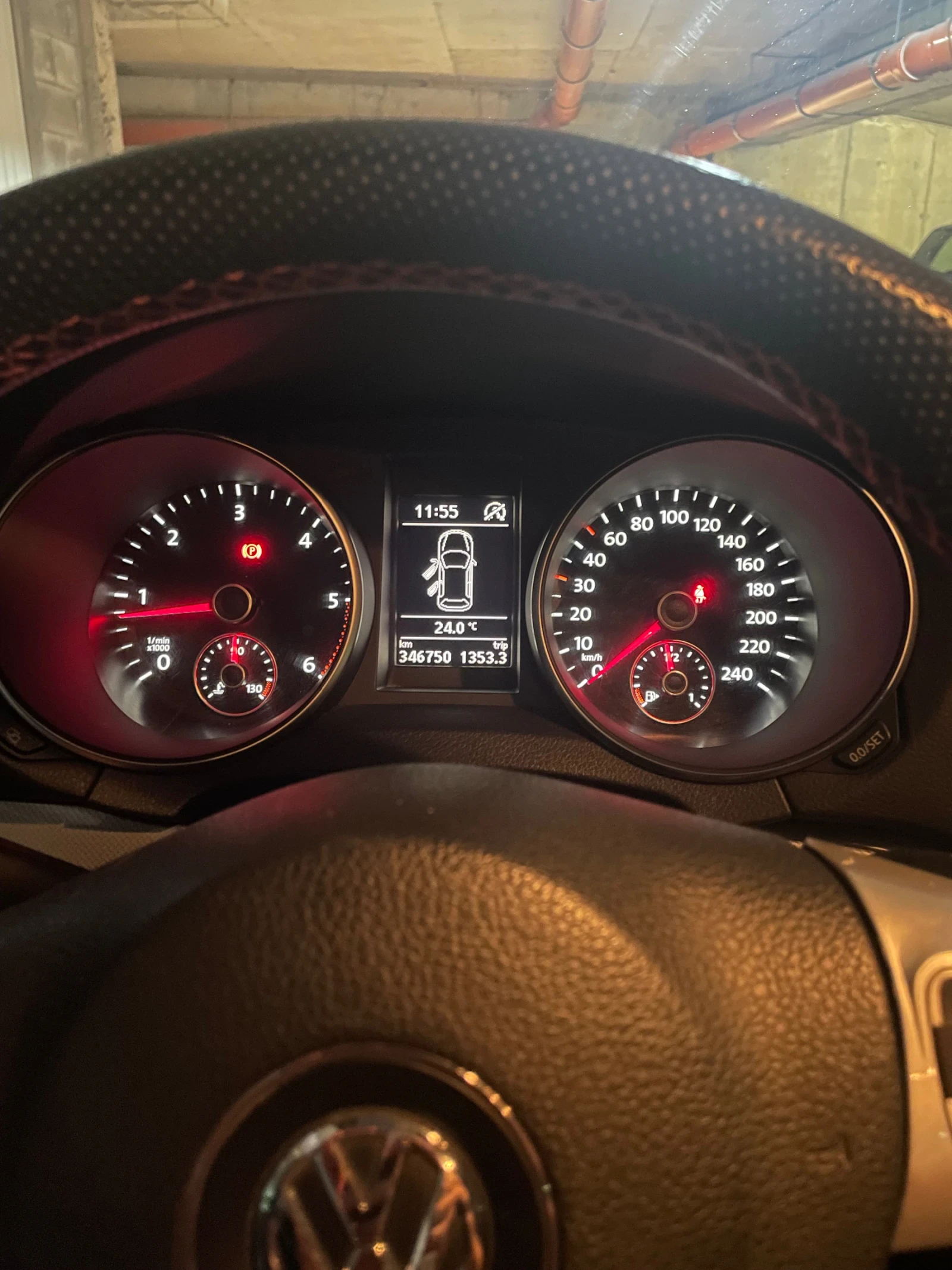 VW Golf VI 1.6 TDI - изображение 8