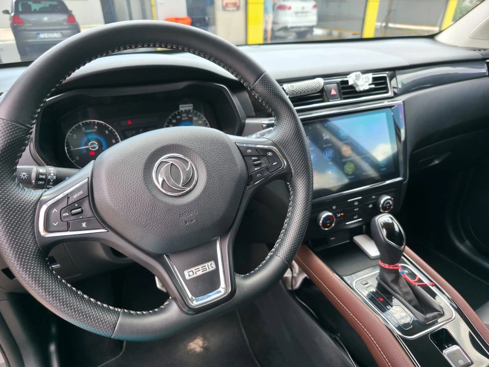 DONGFENG 580 1.5i  - изображение 8