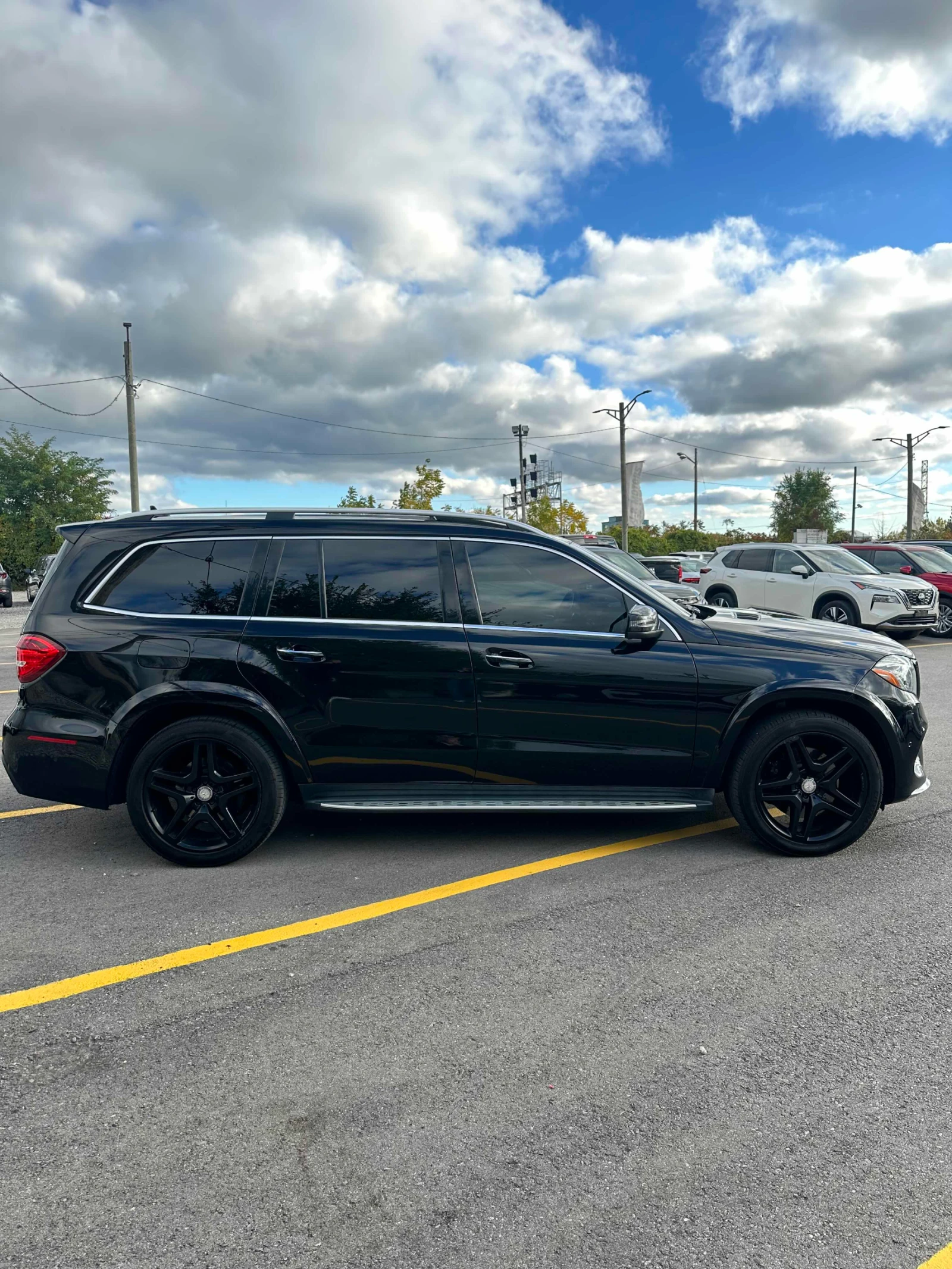 Mercedes-Benz GLS 450 AMG Pack (CARFAX) - изображение 3