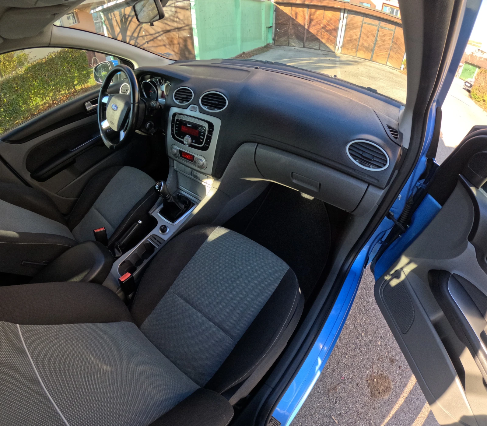 Ford Focus 1.6 TDCI - изображение 9